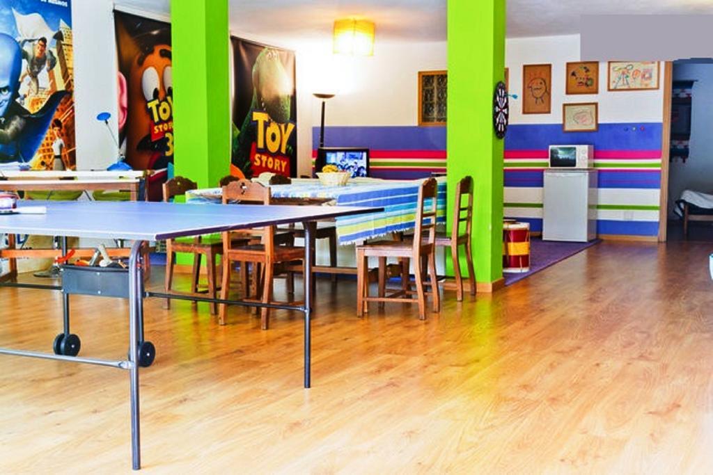 Coloured Studio FAO Pokoj fotografie